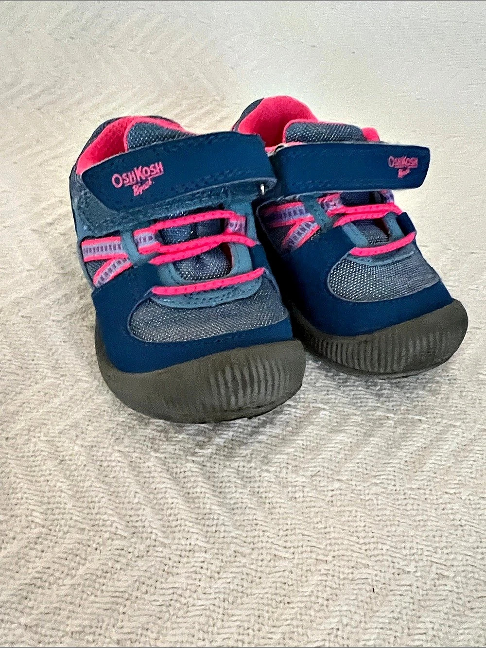 OshKosh B'gosh Sneakers Girls US 5 Blue & Pink